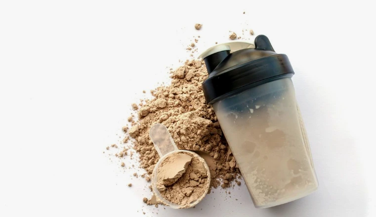 Kas Gelişiminin Akıllı Formülü: Protein Tozu Nedir, Nasıl Çalışır ve Nasıl Kullanılır?