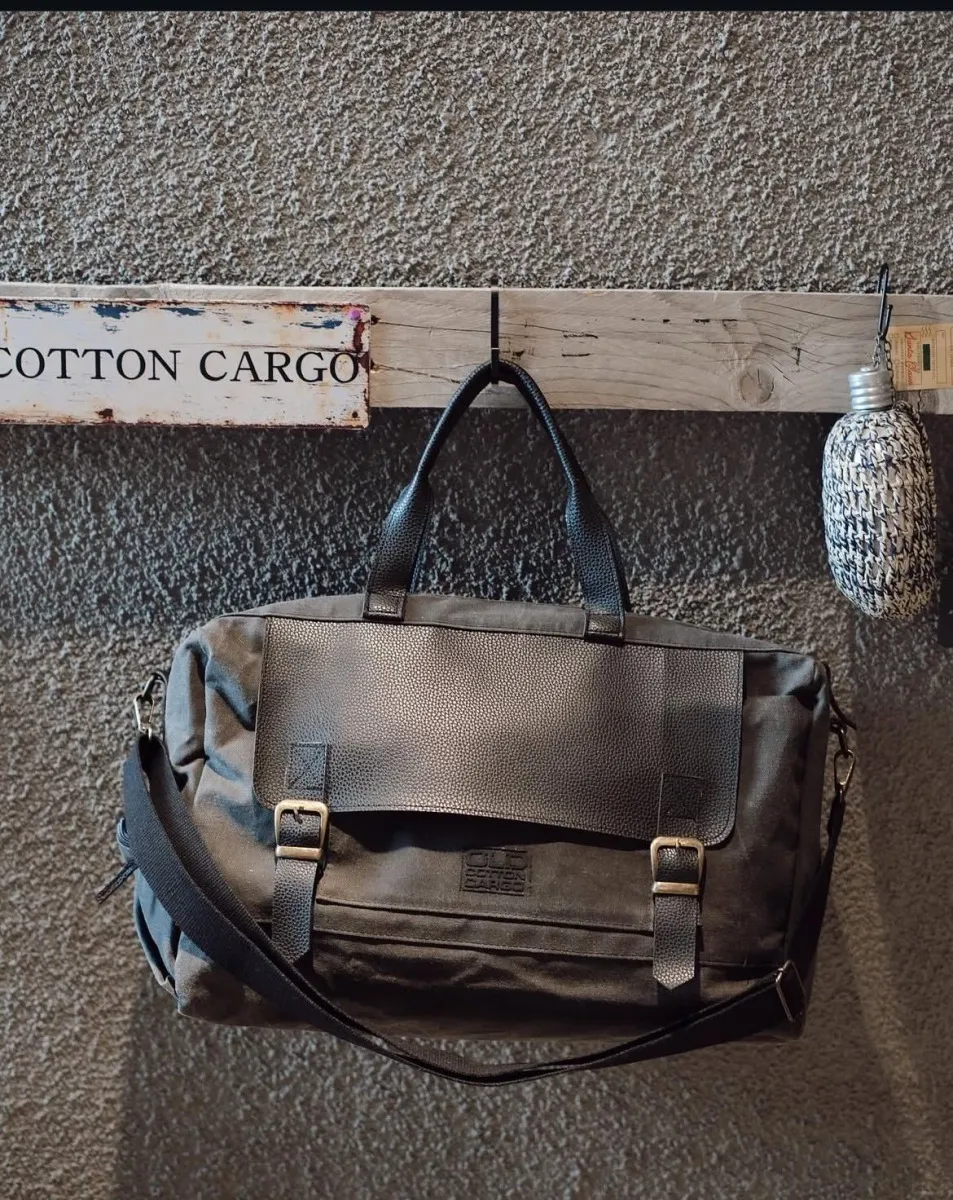 Siyah Renk Vintage Tarz Omuz Ve El Çantası